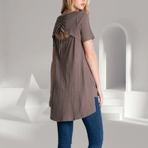 🎉HP🎉 Ruched Open Back Tunic Top